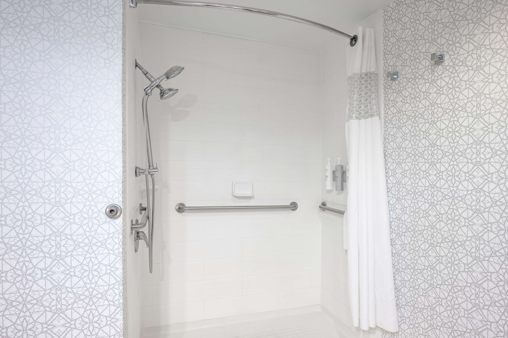Hampton Inn Baltimore White Marsh - photo 46