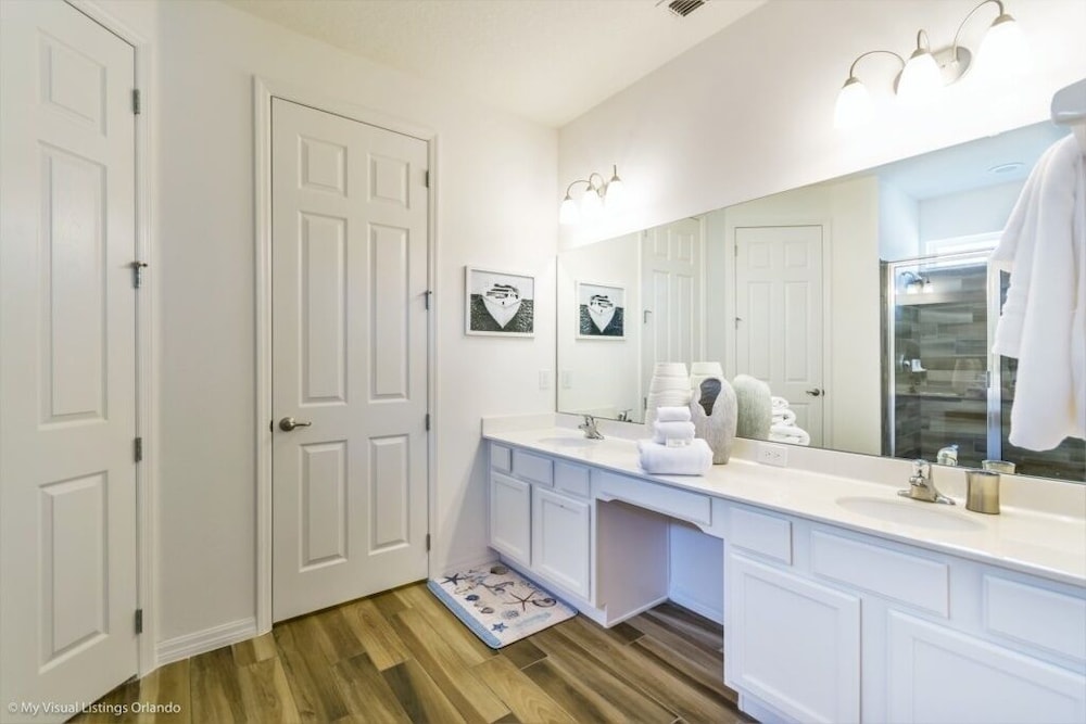 5 Bedroom Solterra Resort Luxury Villa by Redawning Davenport - photo 28