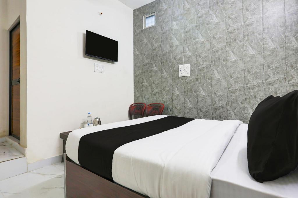 Hotel O Maan In in Bilaspur, India