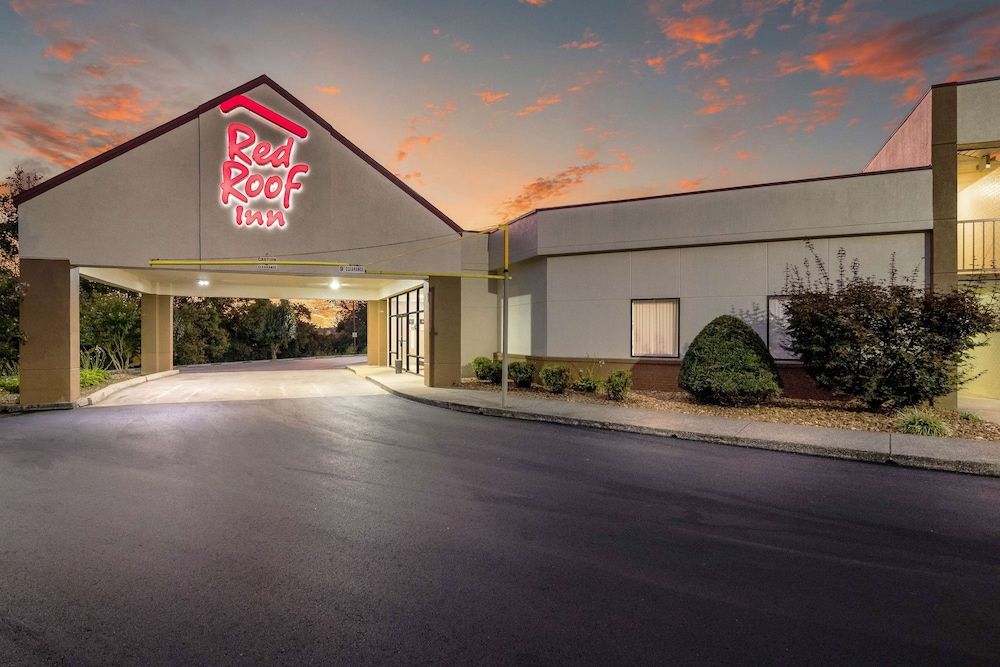 Red Roof Inn Clarksville - photo 23