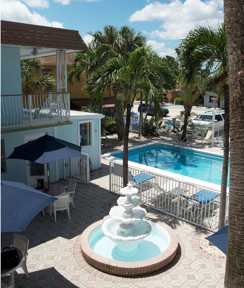 Great Escape Inn - photo 30