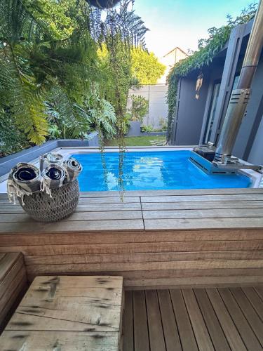 Green Oasis in Blouberg Hot Tub Kids Paradise — 4-Star Luxury Hotel in Cape Town, South Africa