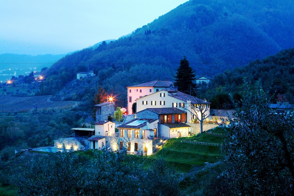 Tenuta San Pietro Hotel & Restaurant — 4-Star Luxury Hotel in Capannori, Italy
