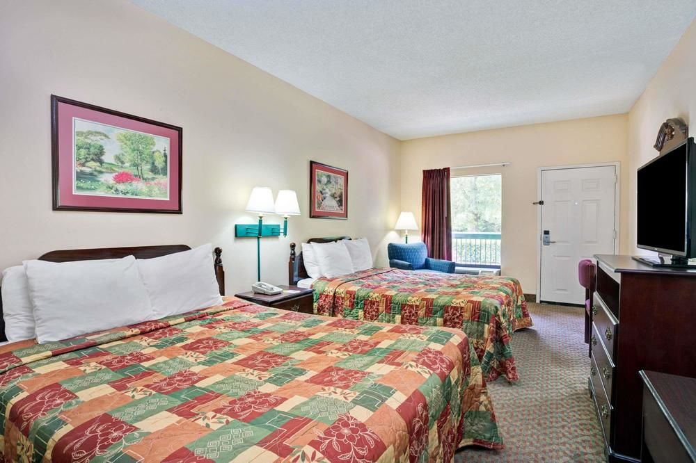 Days Inn Chapel Hill - photo 16