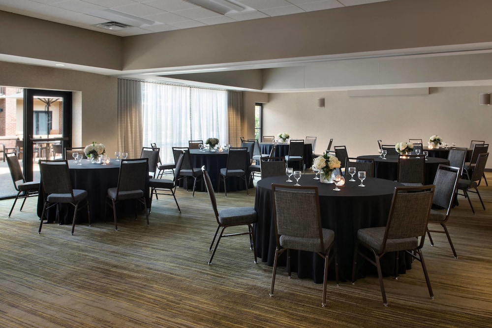 Courtyard by Marriott Boston Norwood Canton - photo 18
