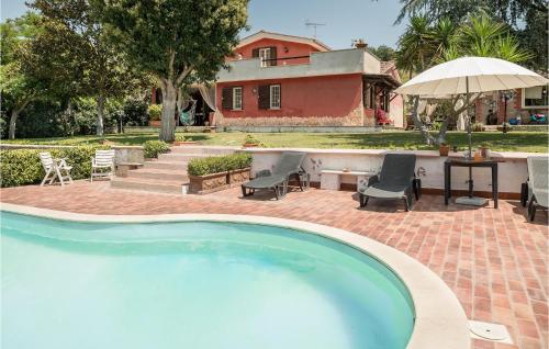 Amazing Home In Roma With Wifi — 4-Star Luxury Hotel in Rome, Italy