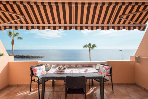 Apartamento junto al Mar — 4-Star Luxury Hotel in Araya, Spain