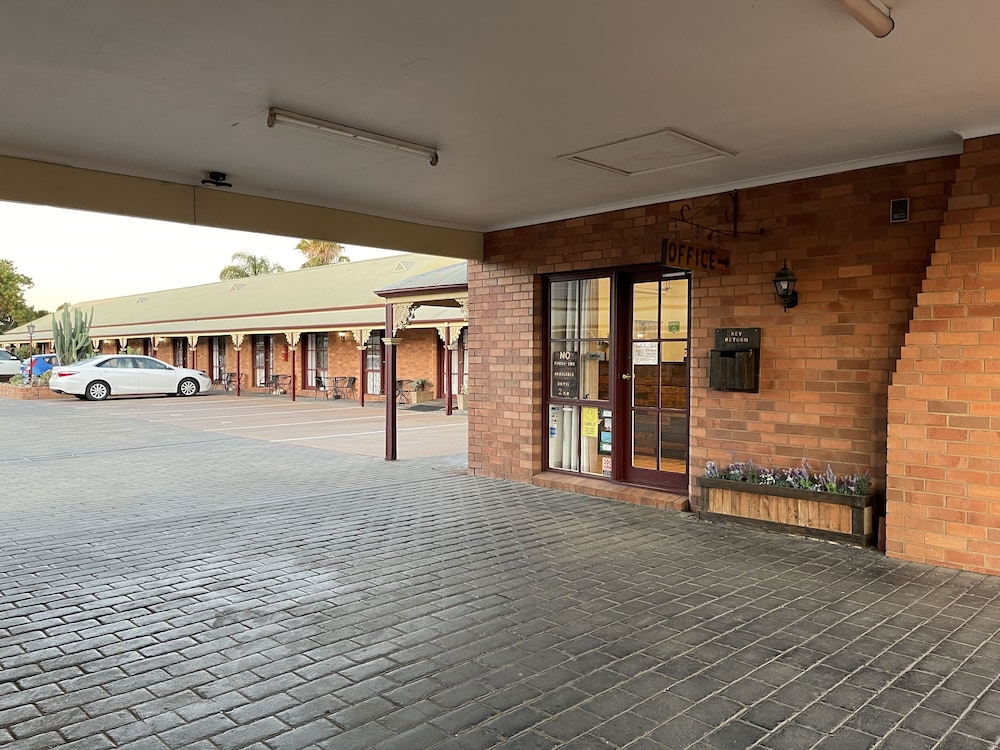 Philadelphia Motor Inn — Echuca — photo 2