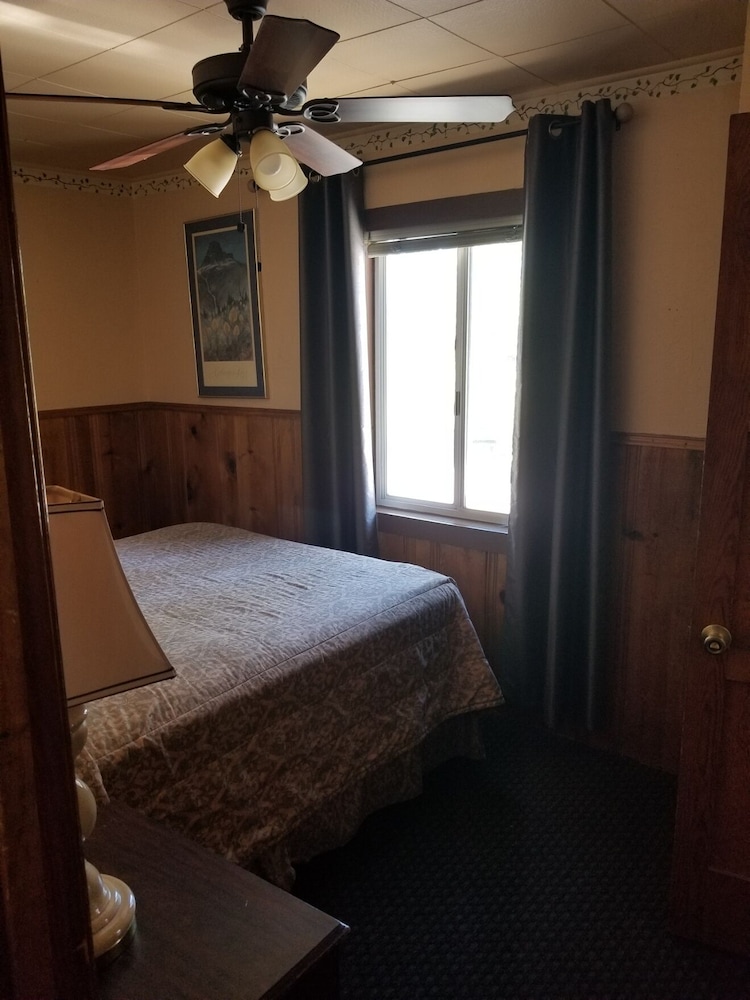 The Timberline Lodge - photo 13