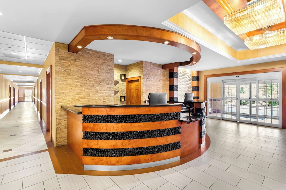 Comfort Suites at Katy Mills - photo 8