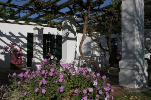 De Kothuize 166 — 4-Star Luxury Hotel in Graaff-Reinet, South Africa