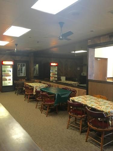 Budgetel Inn and Suites Dalton - photo 9