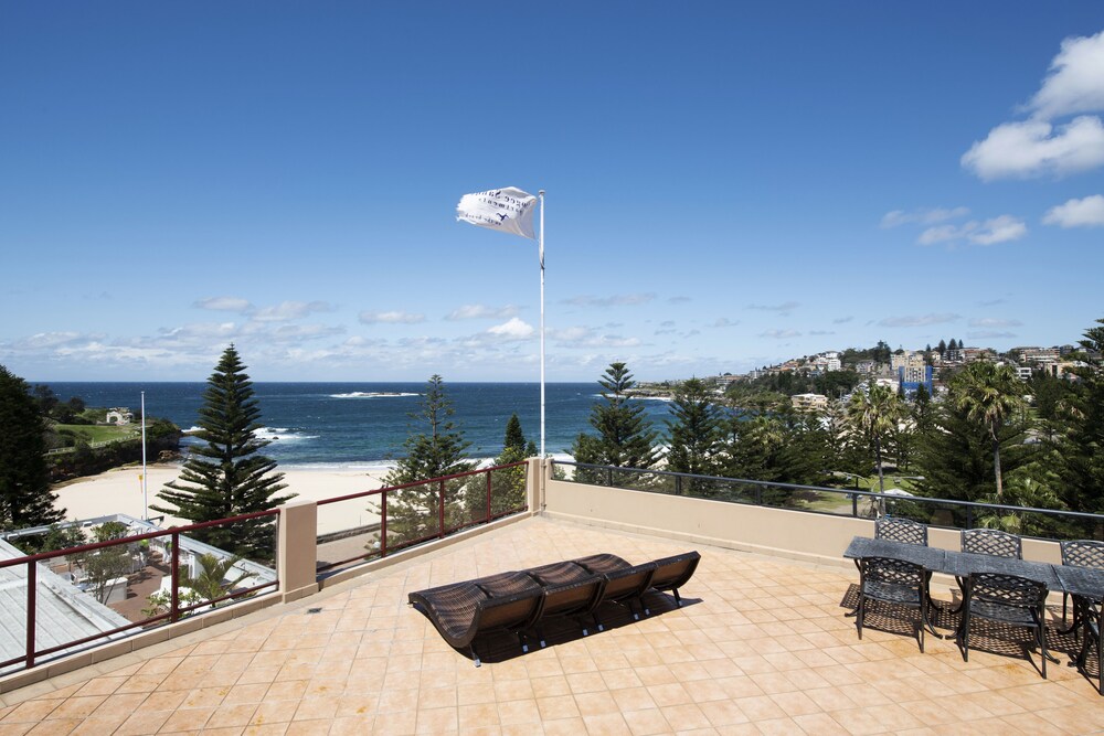 Coogee Sands Hotel & Apartments — 4-Star Luxury Hotel in Sydney, Australia