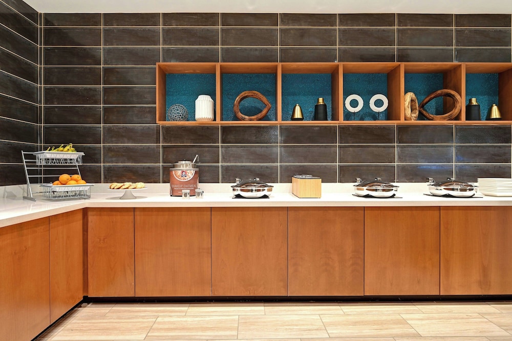 SpringHill Suites by Marriott Albuquerque University Area - photo 35