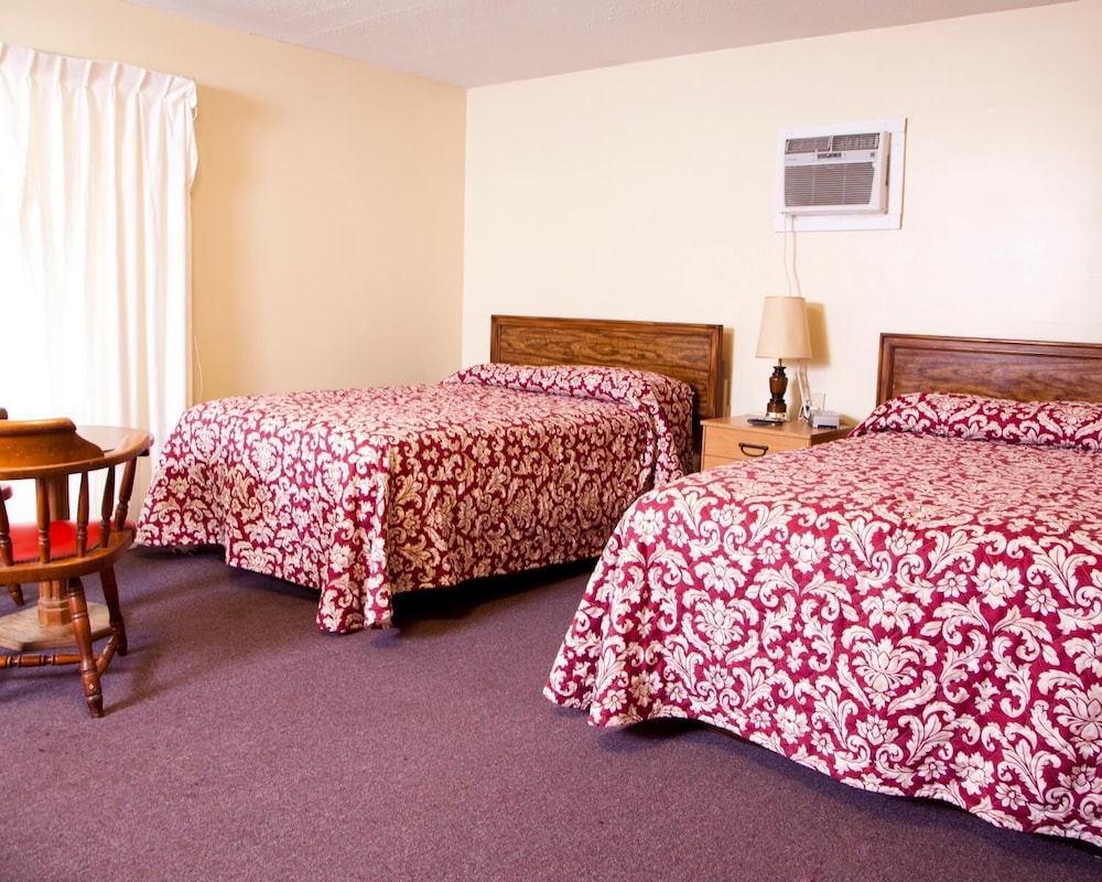 Charlie's Motel - photo 10