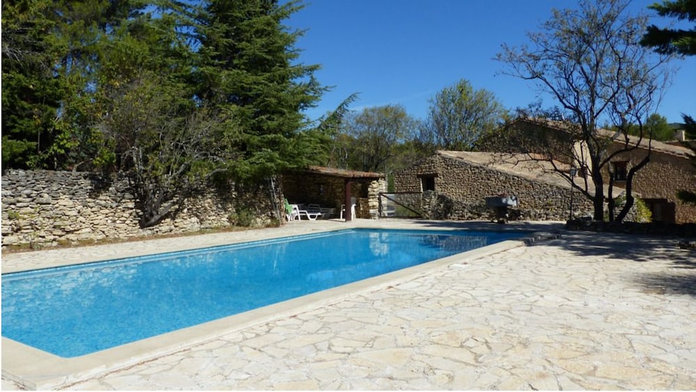 Mas de la Balendrane — hotel in L'isle-Sur-La-Sorgue