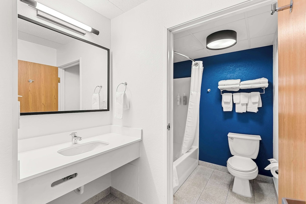 Spark by Hilton Cedar Falls - photo 29