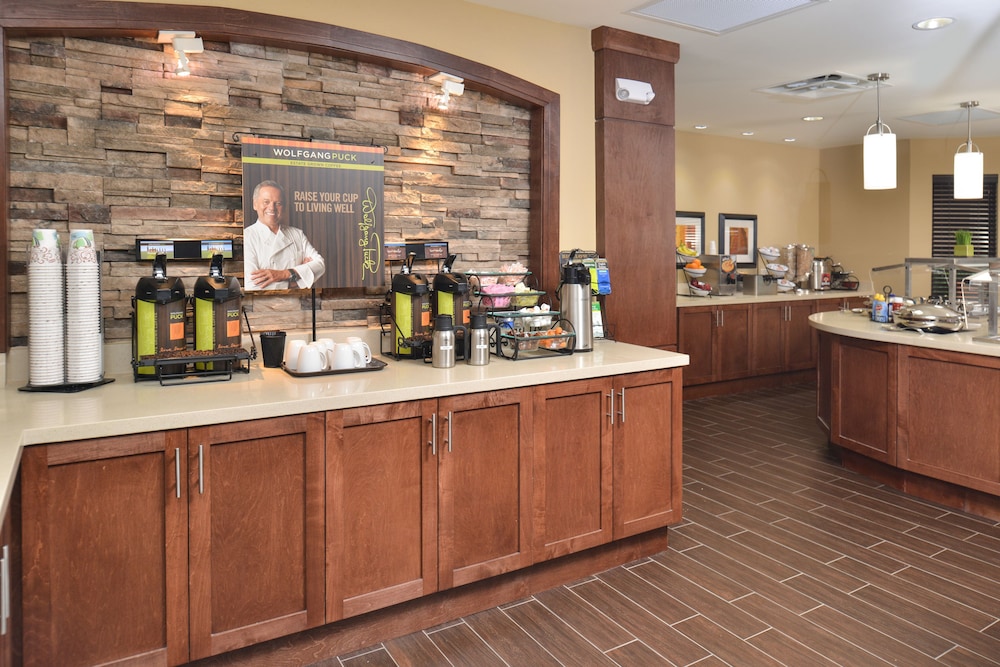 Staybridge Suites Tomball - photo 29