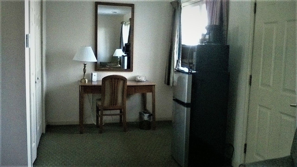 The Towne Motel - photo 50