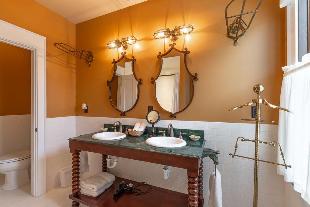 Steele Mansion - photo 38