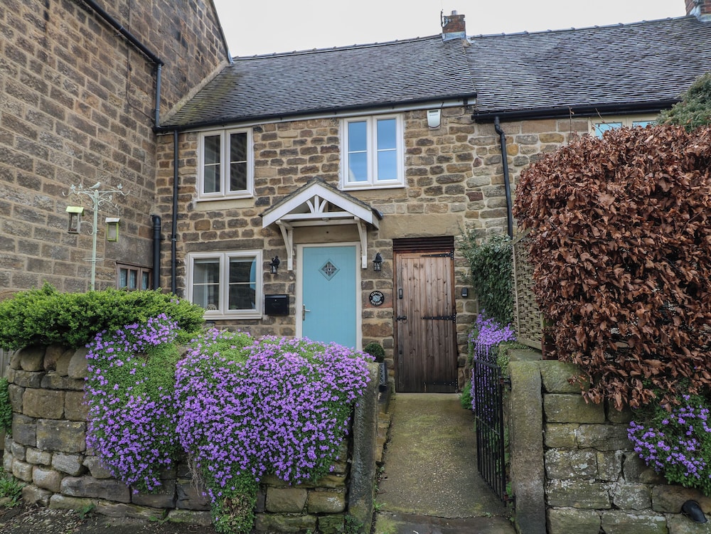 Clematis Cottage — 4-Star Luxury Hotel in Belper, United Kingdom