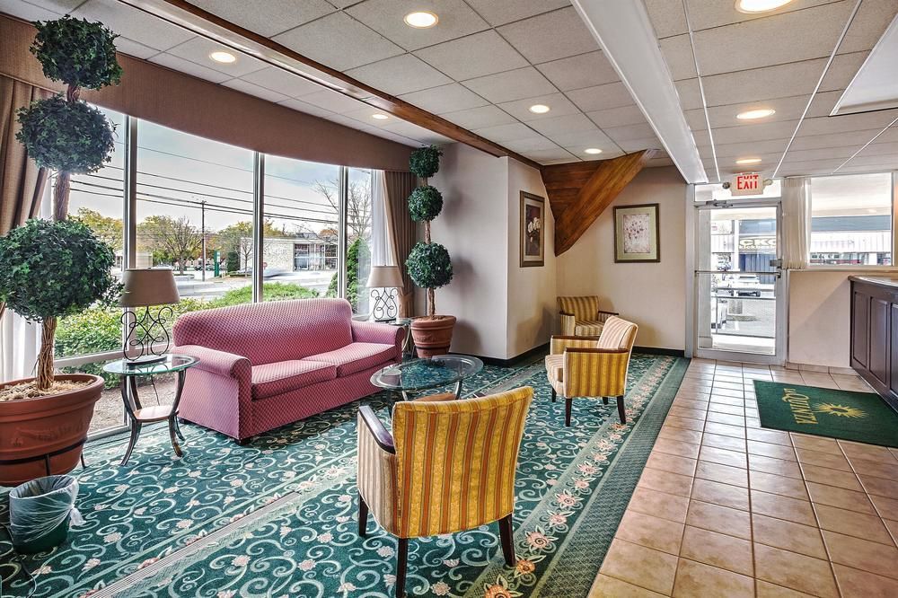 La Quinta Inn Paramus - photo 14