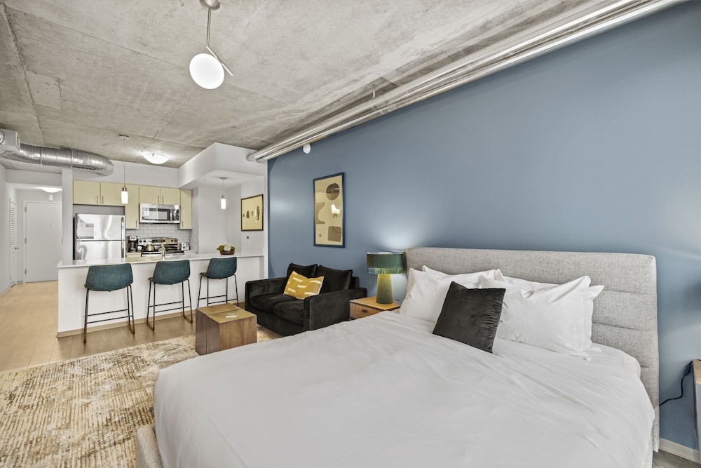 Placemakr Premier SoBro - photo 8