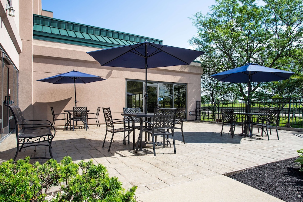 Hampton Inn Buffalo South I 90 - photo 38