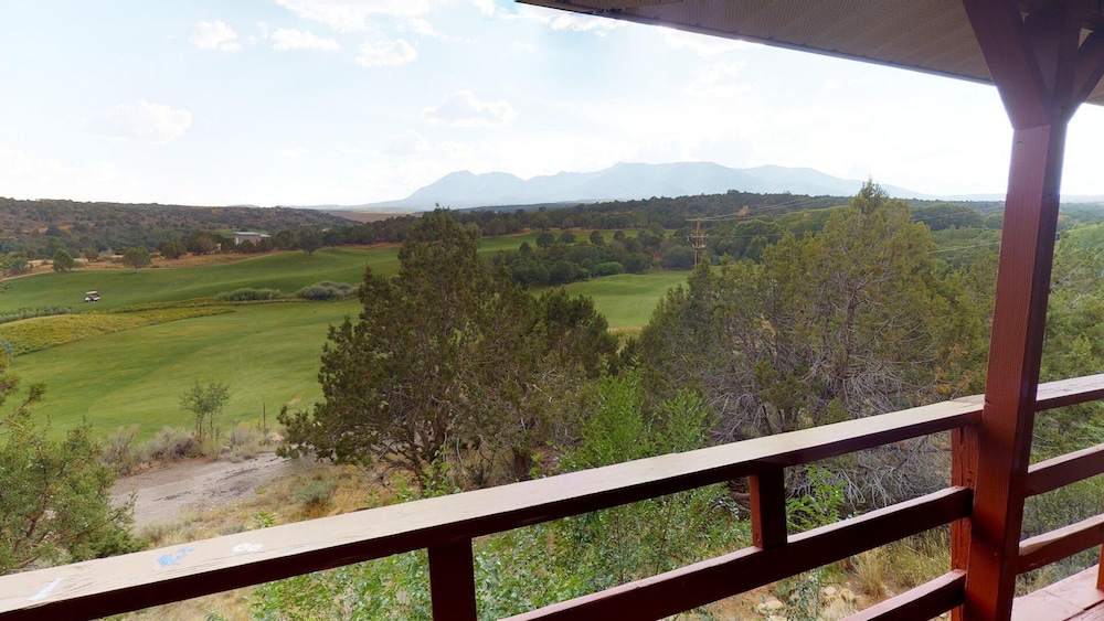 Hideout FT Abajo Stunning Views - photo 17
