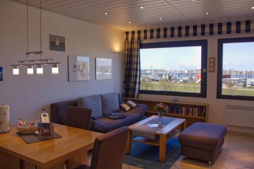 Hotel Delfthalle — Emden