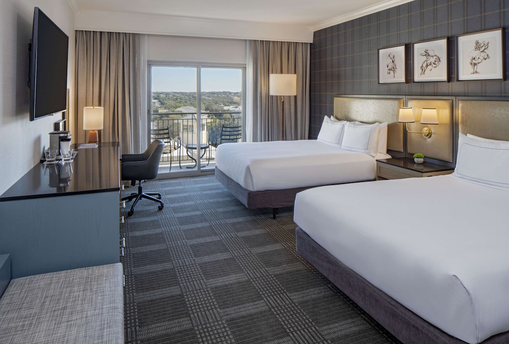Hilton San Antonio Hill Country - photo 9