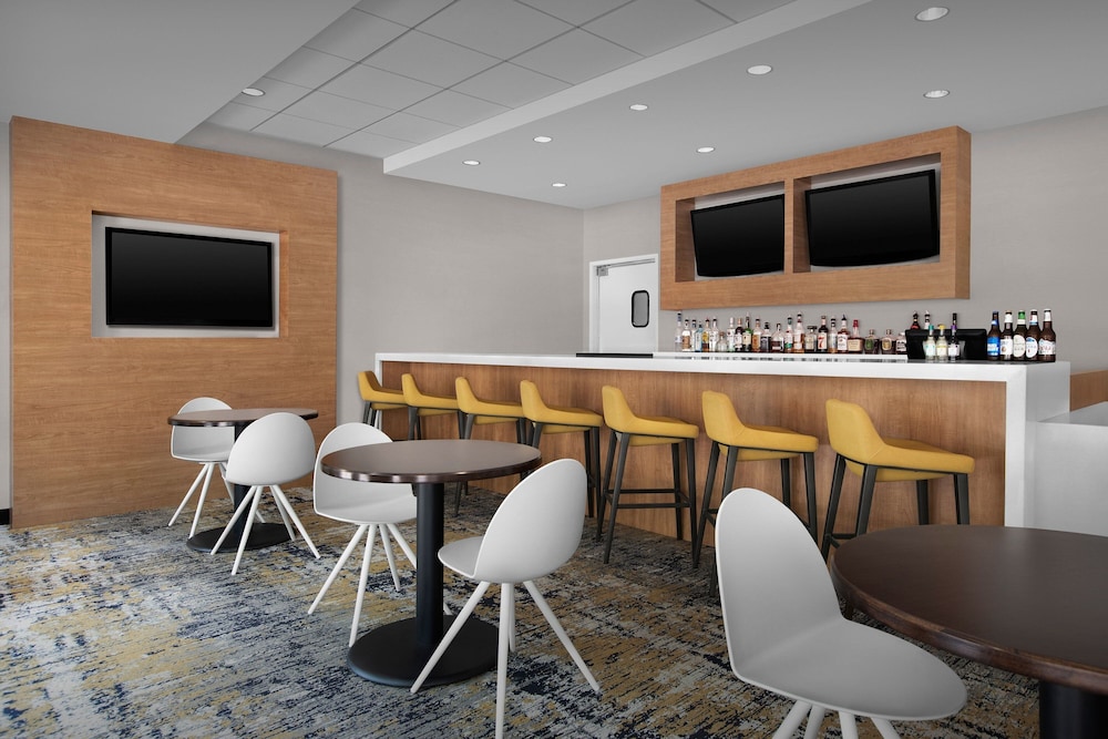 TownePlace Suites Bridgeport Clarksburg - photo 52