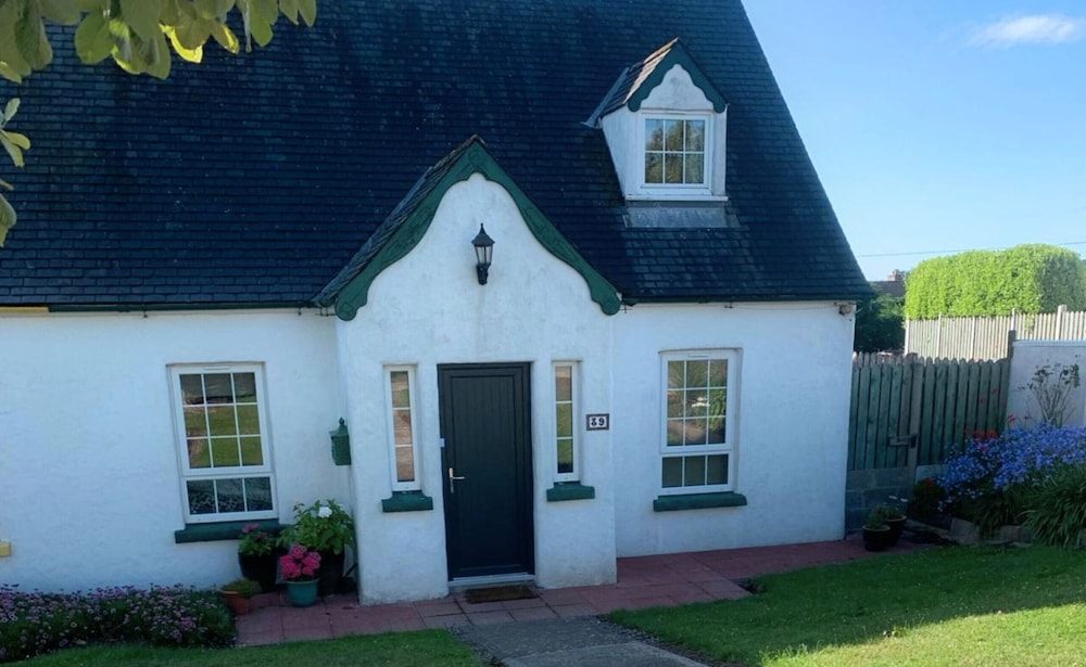 Bayview Holiday Home No 39 by Trident Holiday Homes — 4-Star Luxury Hotel in Dunmore East, Republic of Ireland