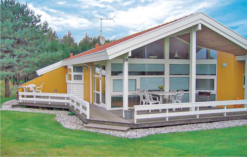 Holiday Home Fridavej Grenaa Vi — 4-Star Luxury Hotel in Grenaa, Denmark