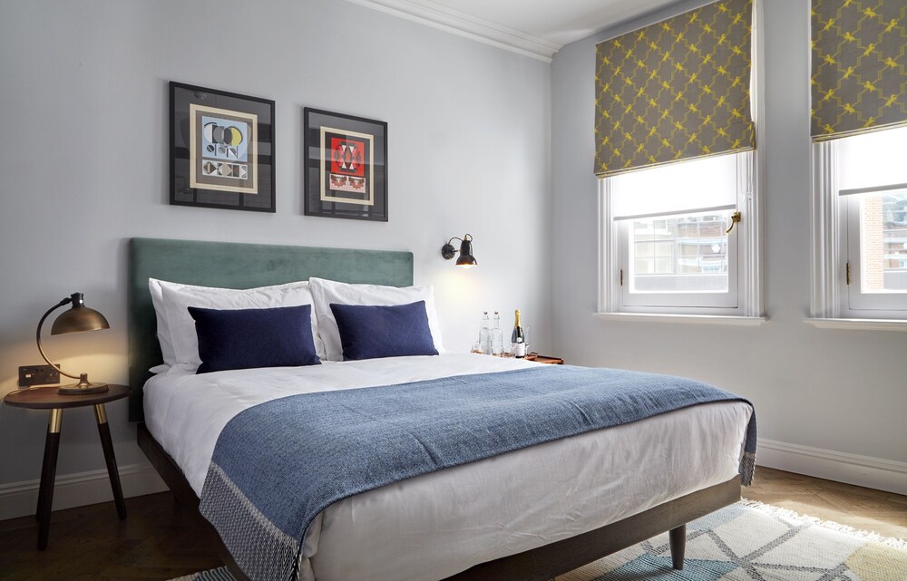 The Coach - last minute hotel in London