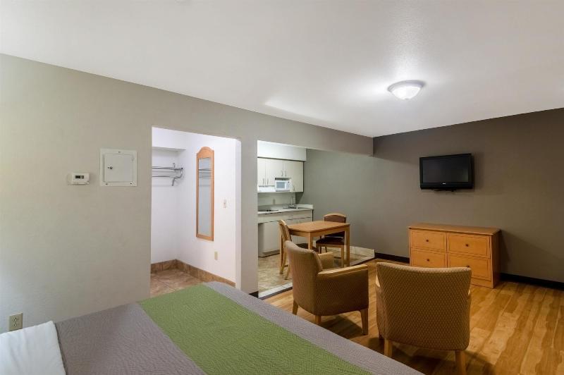 Studio 6 Lubbock TX Medical Center - photo 27
