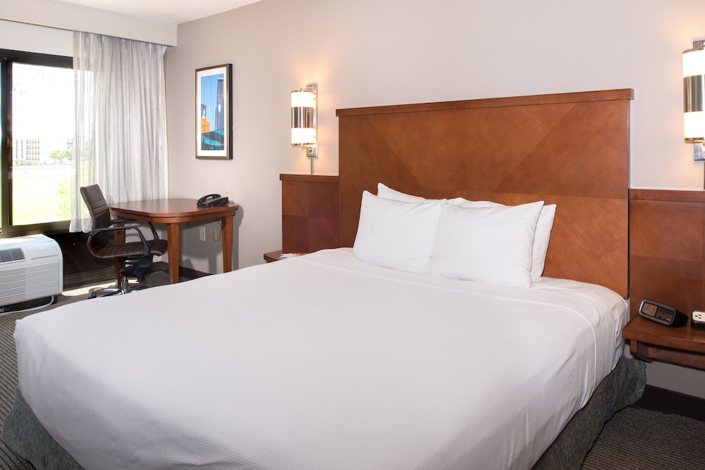 Hyatt Place Dallas North Arlington Grand Prairie - photo 17