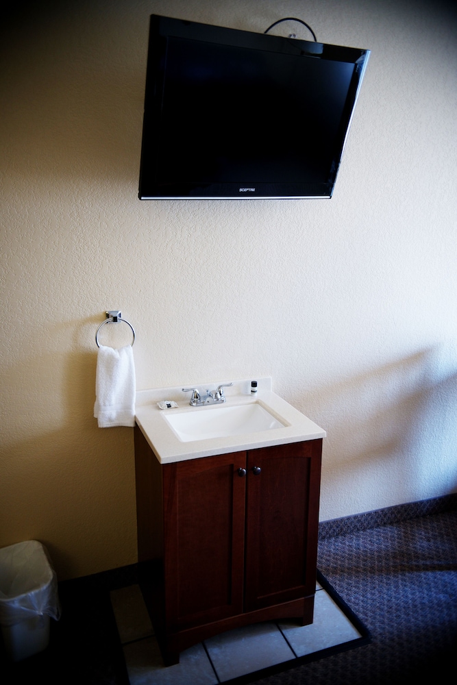Best Western Helena Capitol Hotel - photo 32