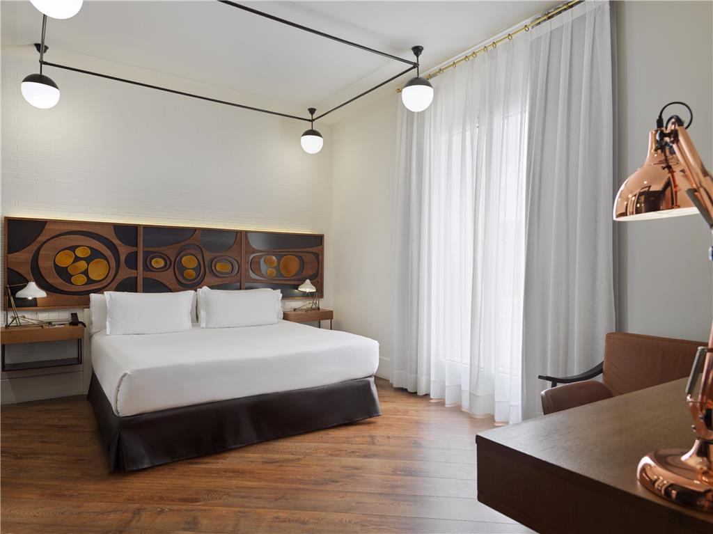 H10 Metropolitan — Barcelona — photo 2