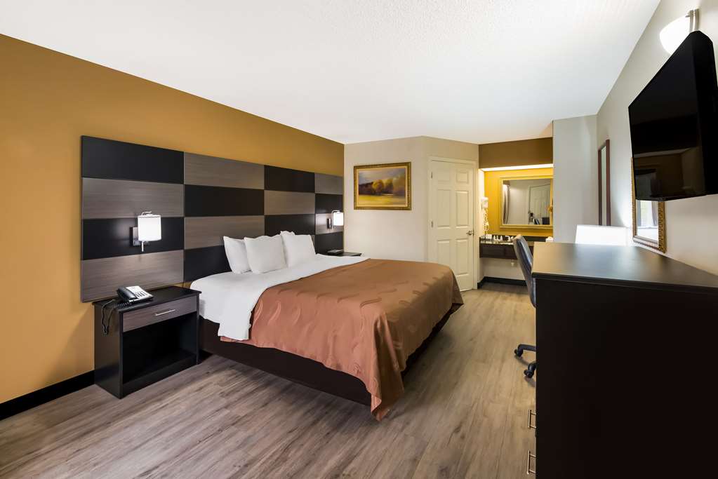 Quality Inn Johnson City I 26 exit 17 - photo 6