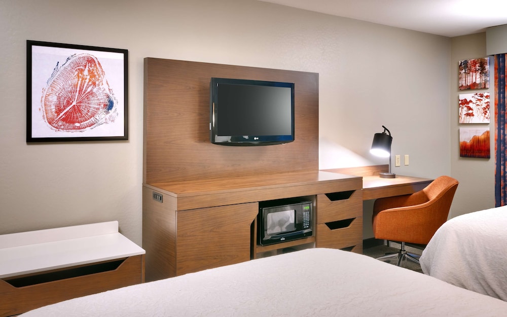 Hampton Inn & Suites Show Low Pinetop - photo 9