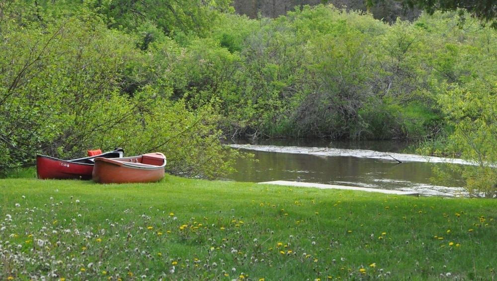 Betsie Riverside Resort - photo 2