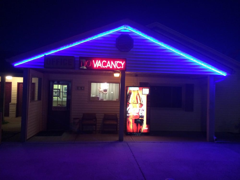 Super 7 Motel Sedalia - photo 47