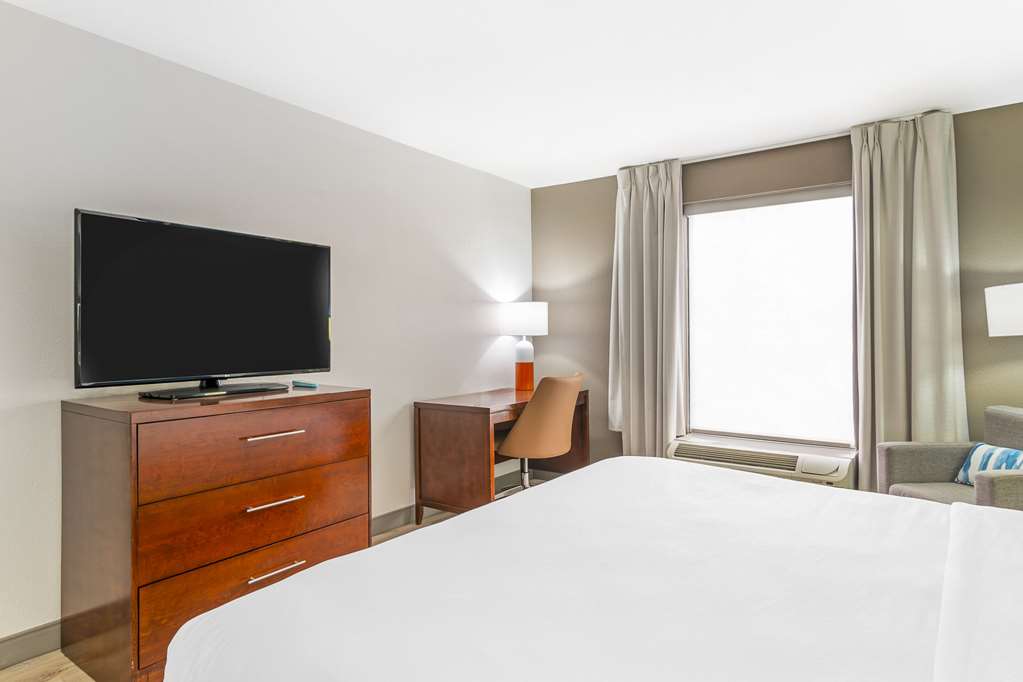 Comfort Inn Near Six Flags St. Louis - photo 19