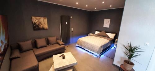 Luxus Appartement II — 4-Star Luxury Hotel in Uebach-Palenberg, Germany