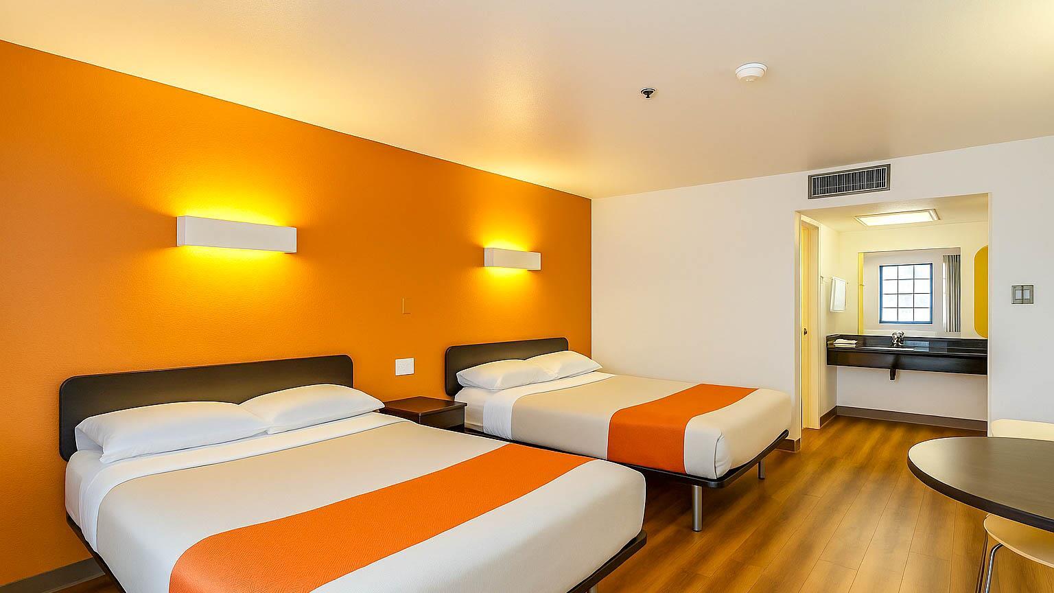 Motel 6 Carlsbad CA Beach - photo 21