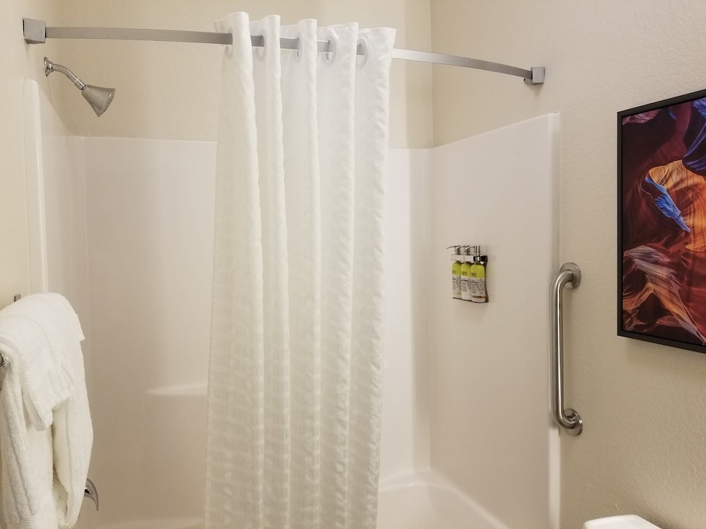 Candlewood Suites Apex Raleigh Area by IHG - photo 19