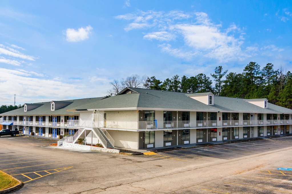 Motel 6 Lagrange GA - photo 2