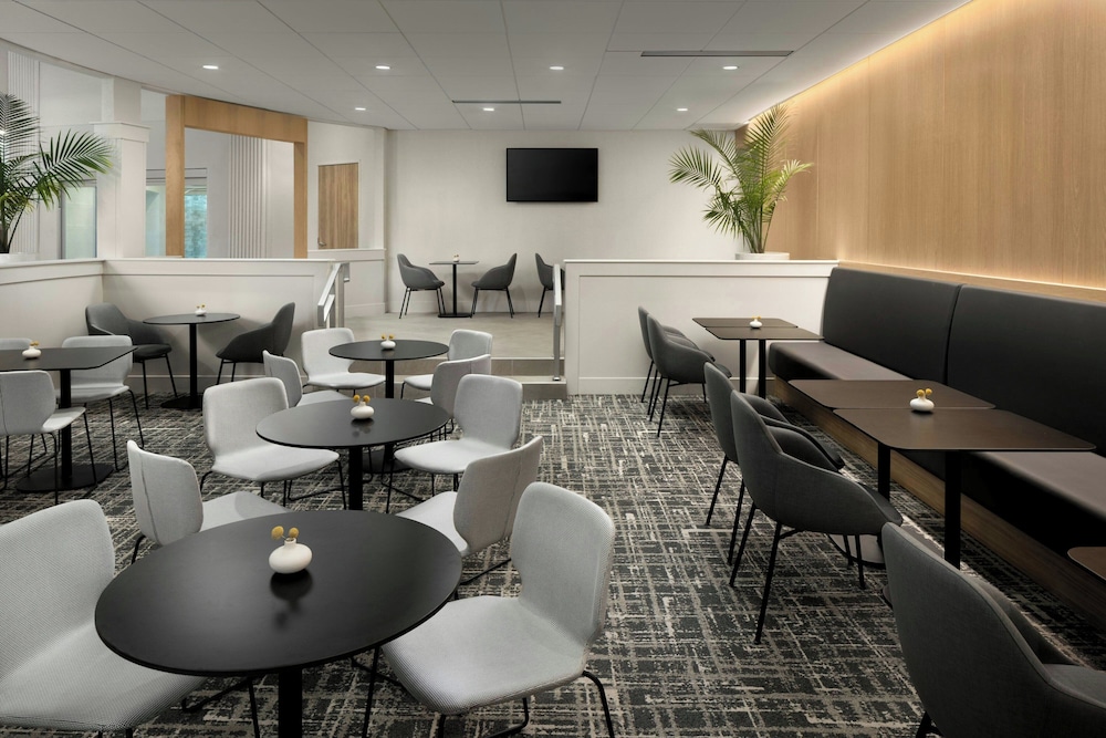 AC Hotel by Marriott Portland Lake Oswego - photo 40