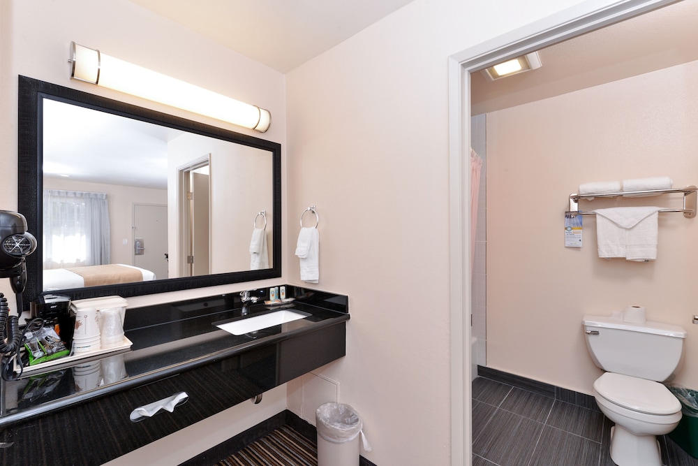 Motel 6 Martinez CA - photo 23